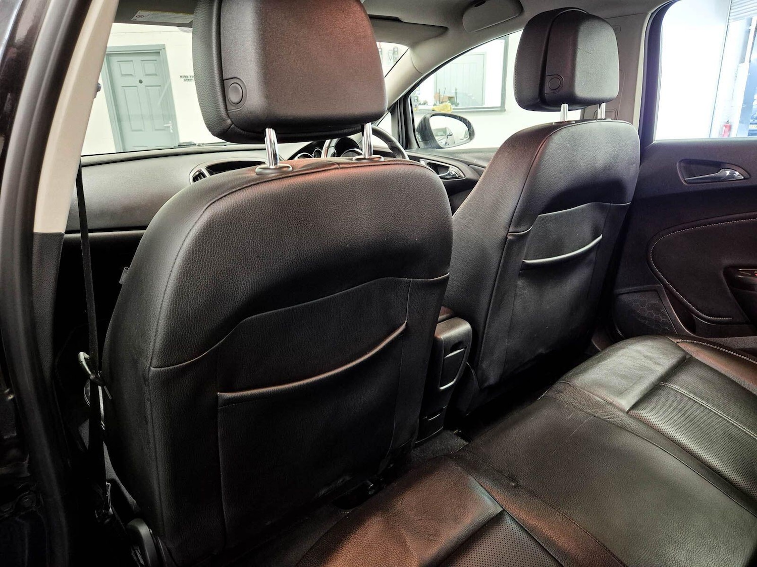 Used Vauxhall Astra 2012 for sale - 78170176: Photo 33