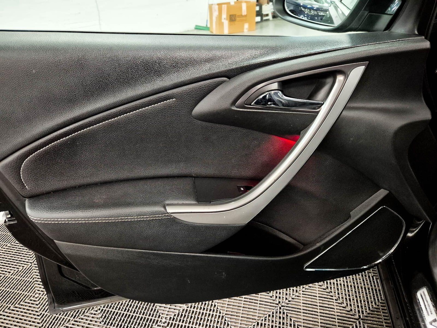 Used Vauxhall Astra 2012 for sale - 78170176: Photo 34