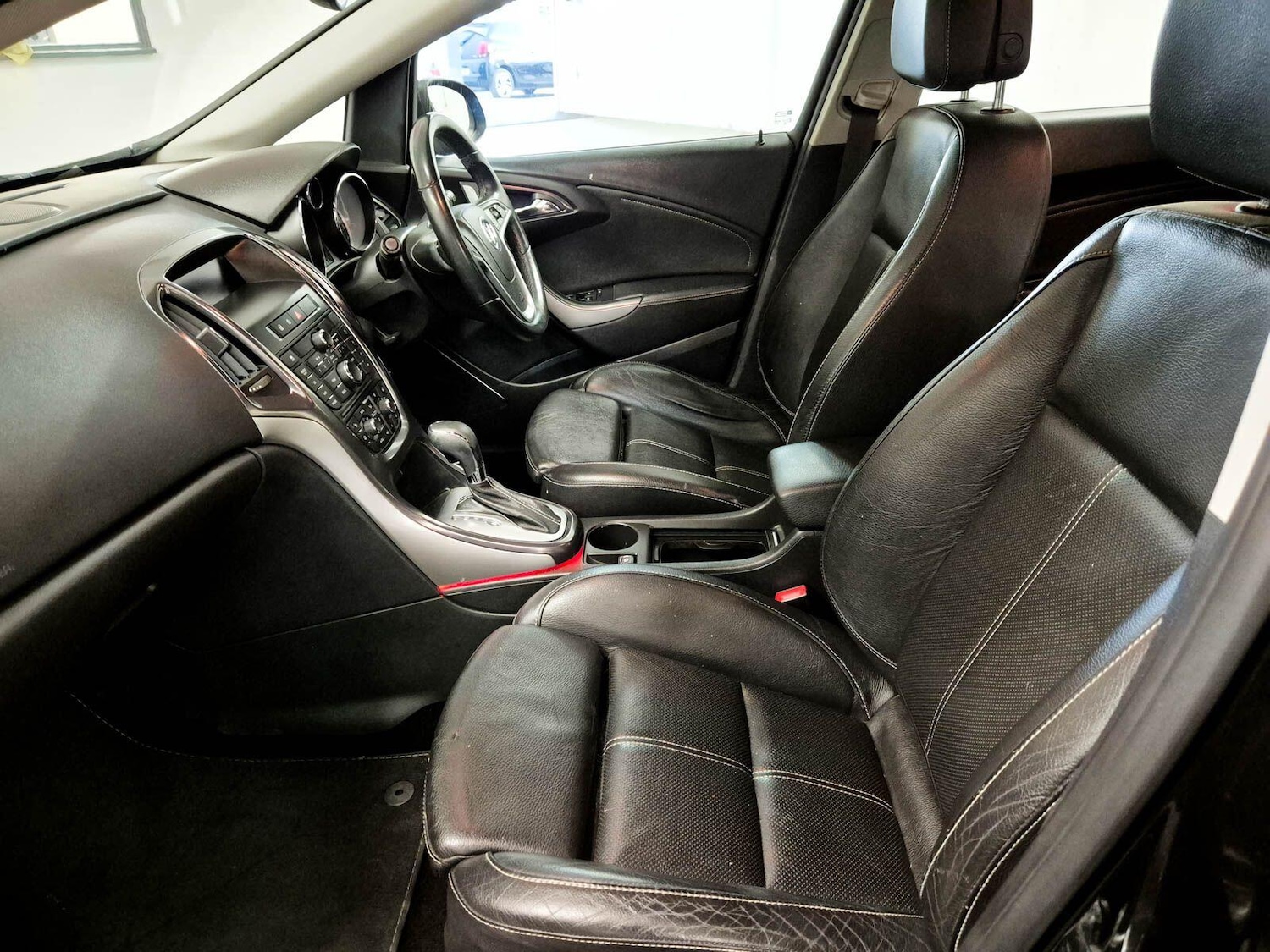 Used Vauxhall Astra 2012 for sale - 78170176: Photo 37