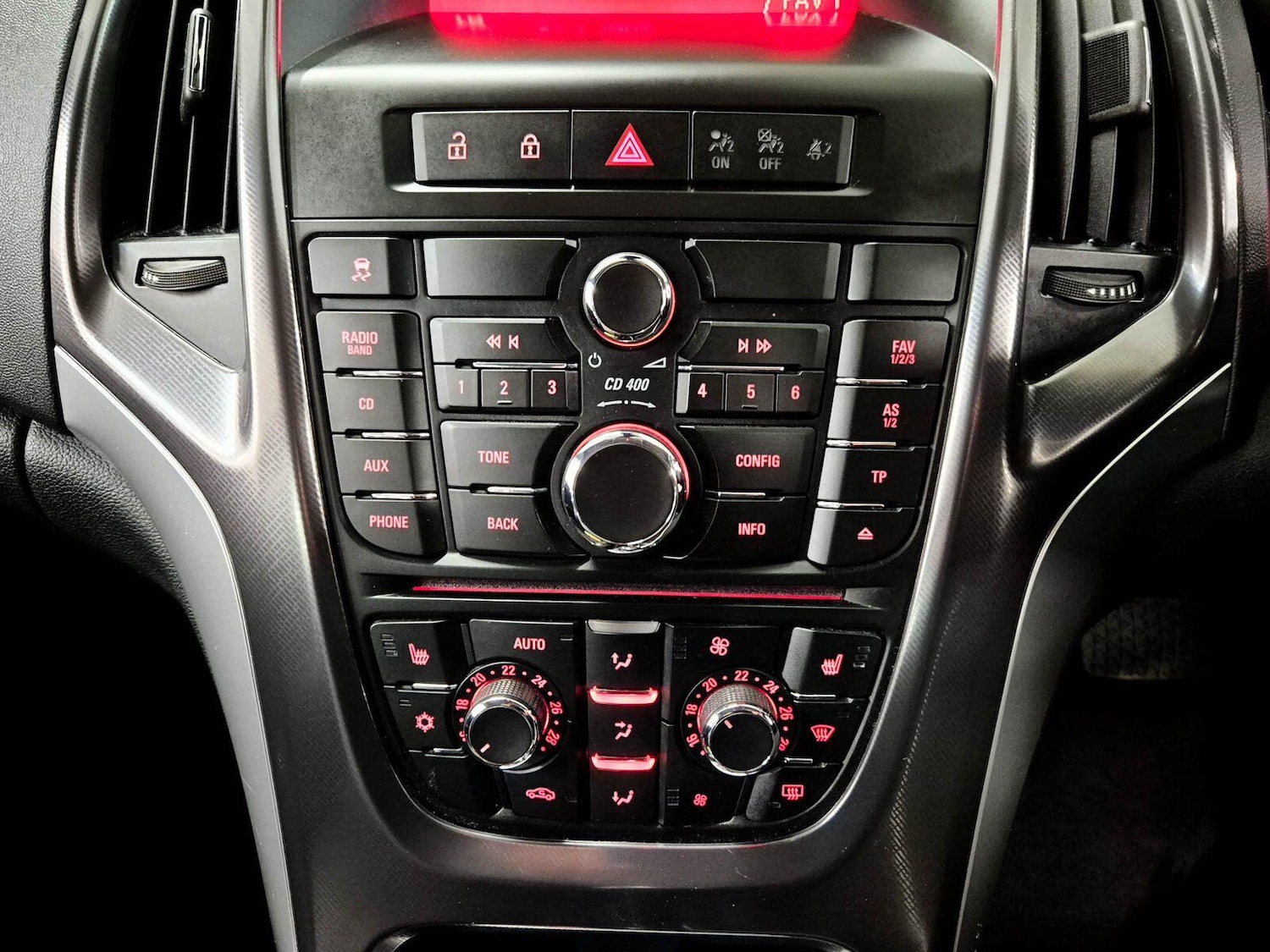 Used Vauxhall Astra 2012 for sale - 78170176: Photo 42