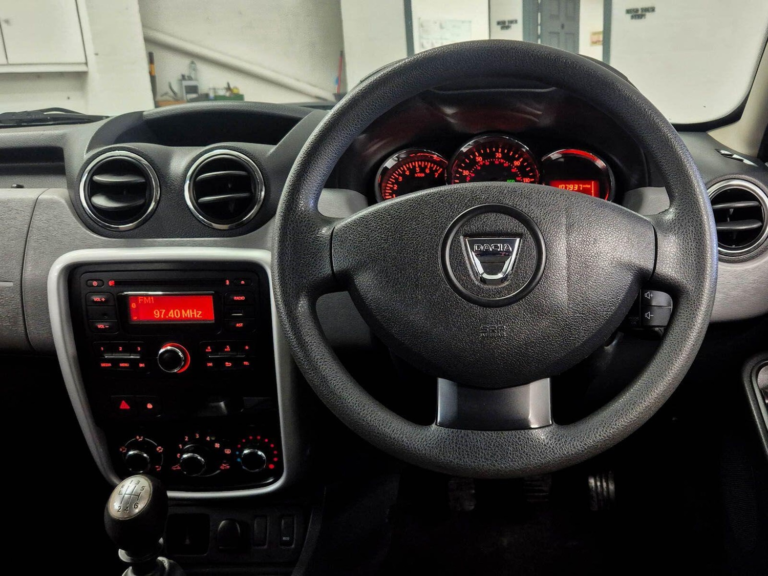 Used Dacia Duster 2015 for sale - 78072111: Photo 2