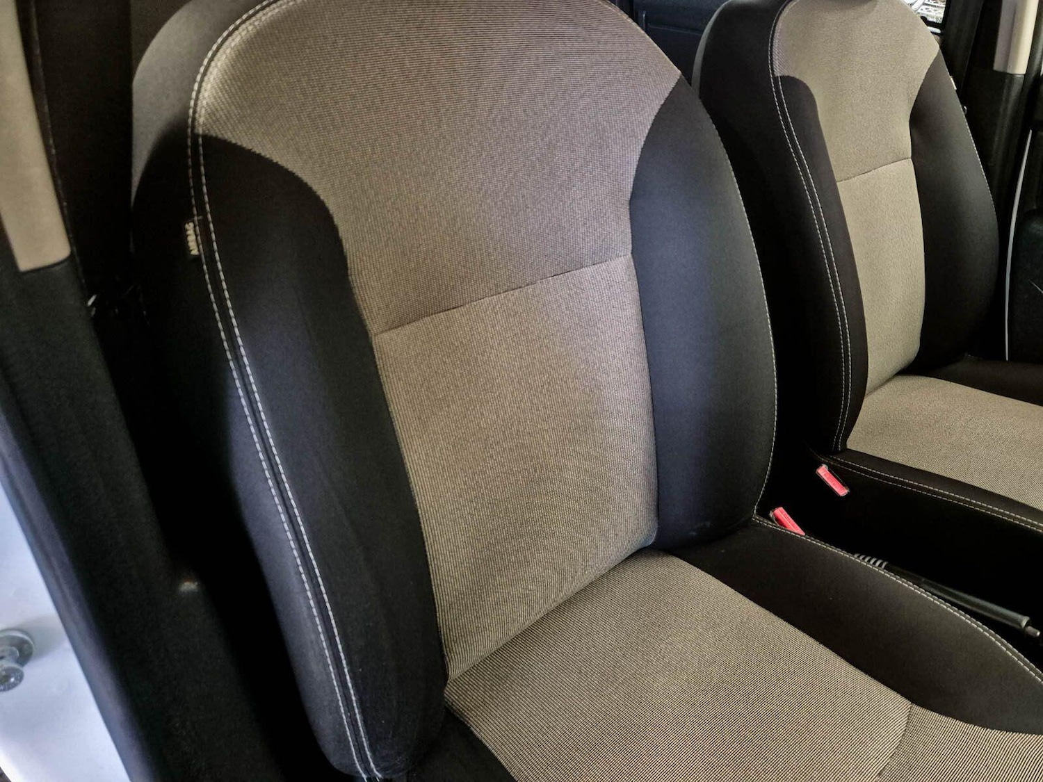 Used Dacia Duster 2015 for sale - 78072111: Photo 33