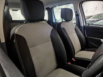 Used Dacia Duster 2015 for sale - 78072111: Photo