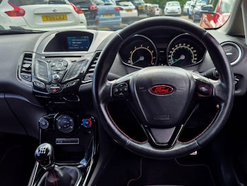 Used Ford Fiesta 2016 for sale - 75747047: Photo