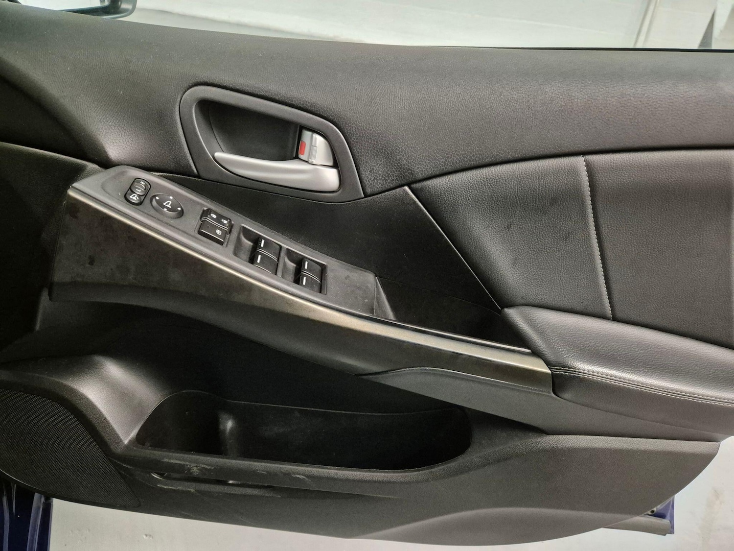 Used Honda Civic 2012 for sale - 76700826: Photo 28