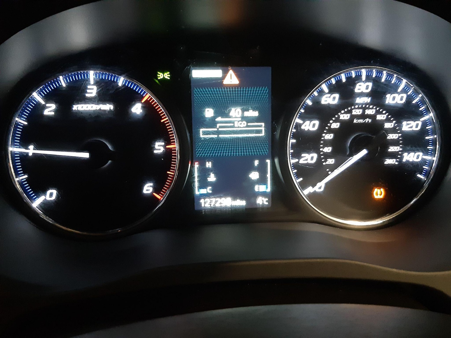 Used Mitsubishi Outlander 2016 for sale - 76952499: Photo 28