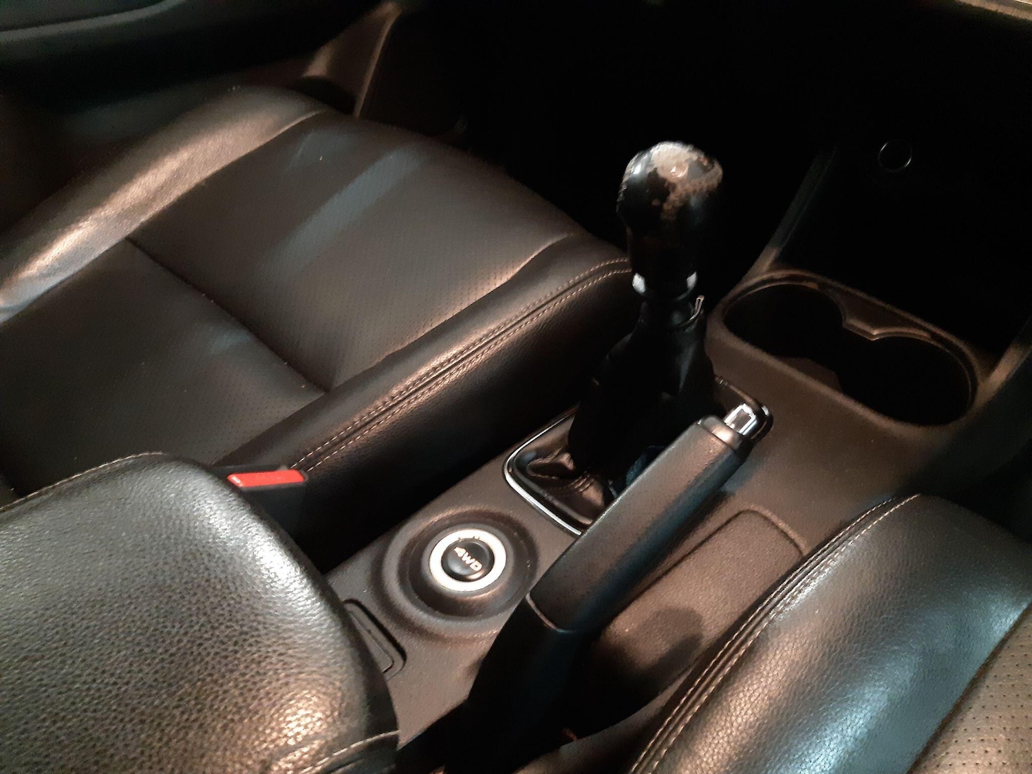 Used Mitsubishi Outlander 2016 for sale - 76952499: Photo 41