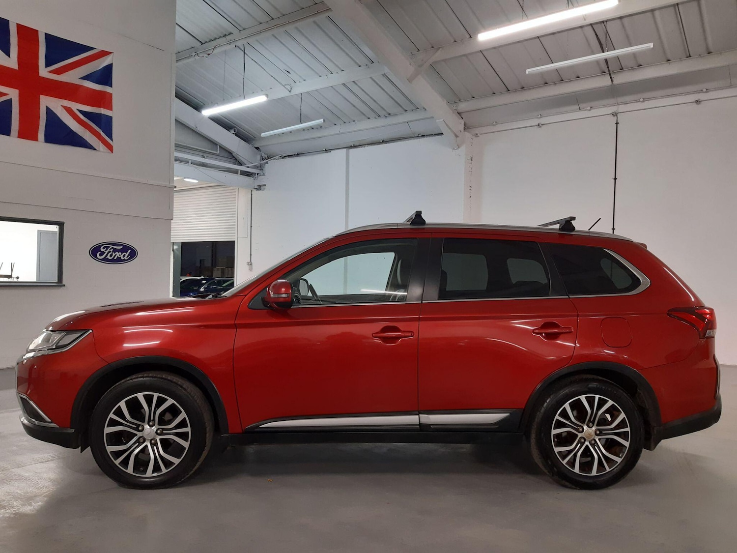 Used Mitsubishi Outlander 2016 for sale - 76952499: Photo 7