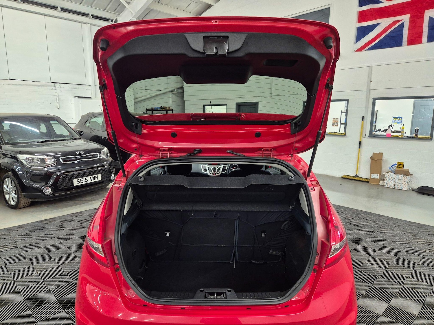 Used Ford Fiesta 2012 for sale - 78007524: Photo 24