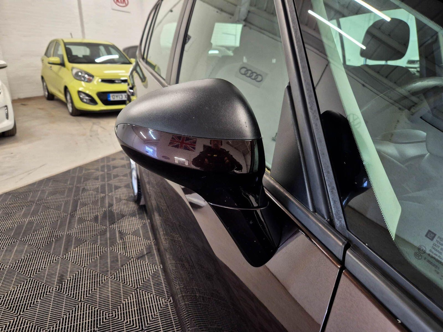 Used Vauxhall Zafira Tourer for sale - 78136155: Photo 16