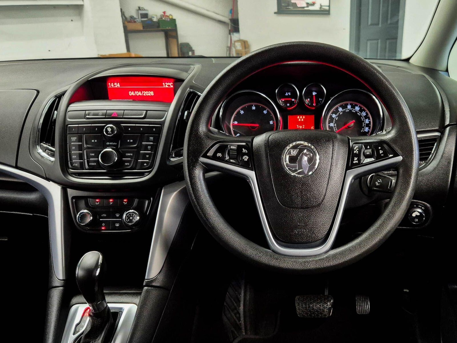 Used Vauxhall Zafira Tourer for sale - 78136155: Photo 2