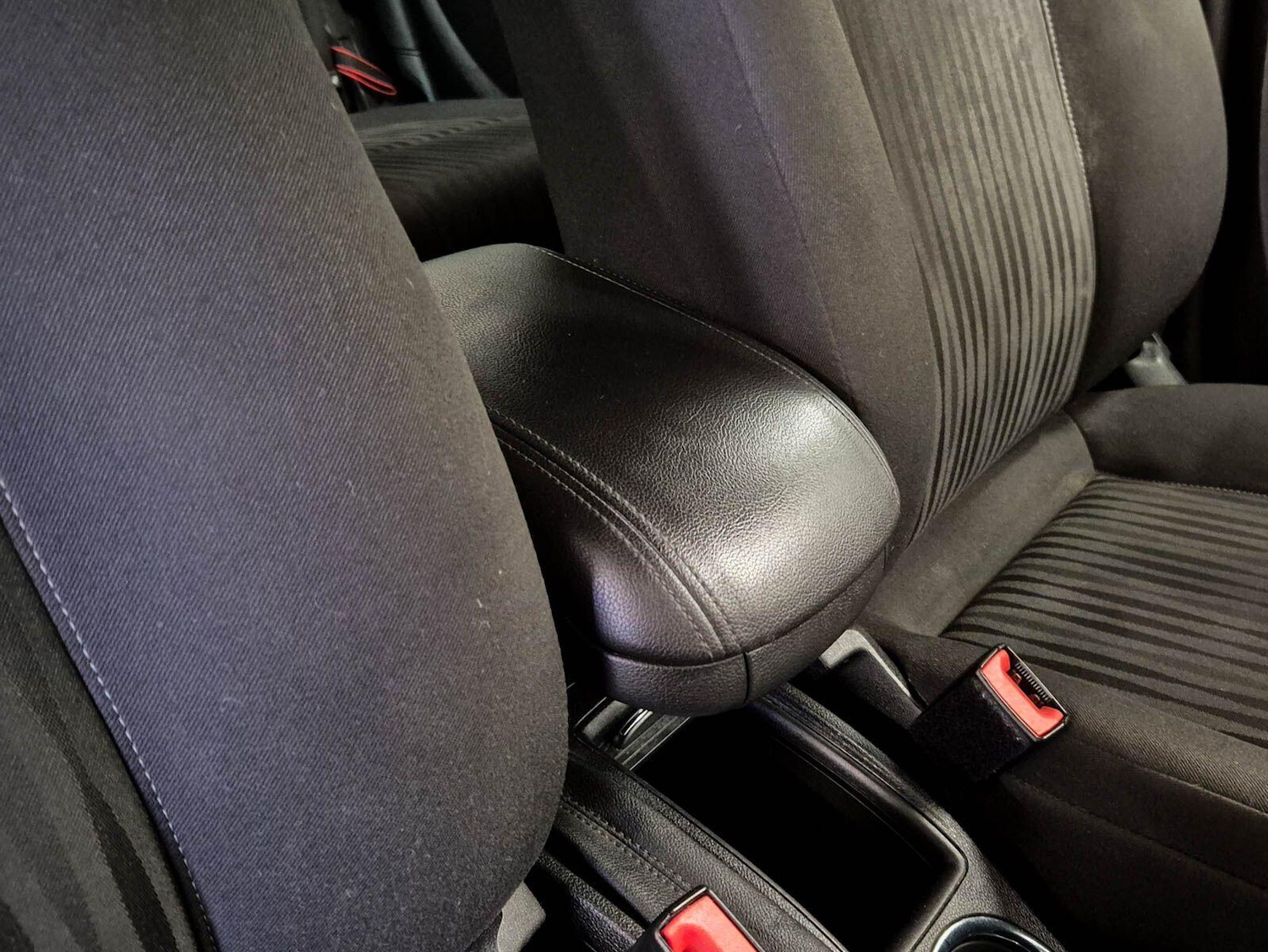 Used Vauxhall Zafira Tourer for sale - 78136155: Photo 37