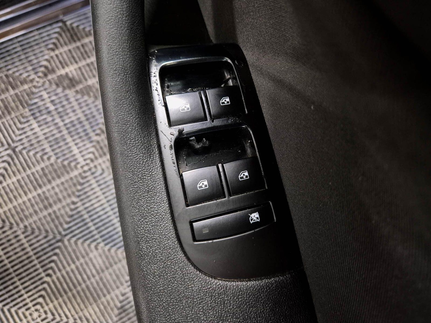 Used Vauxhall Zafira Tourer for sale - 78136155: Photo 40