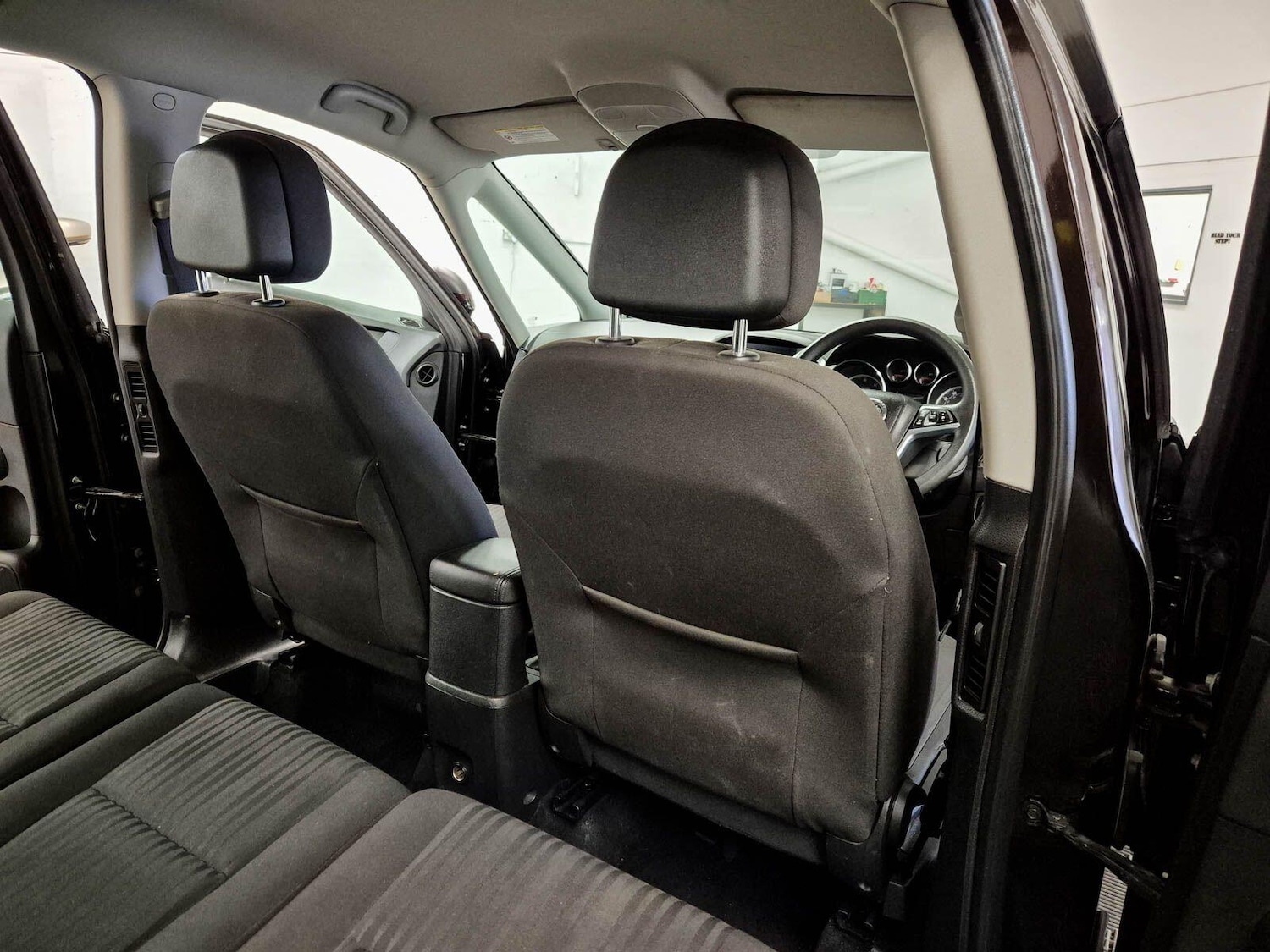 Used Vauxhall Zafira Tourer for sale - 78136155: Photo 41