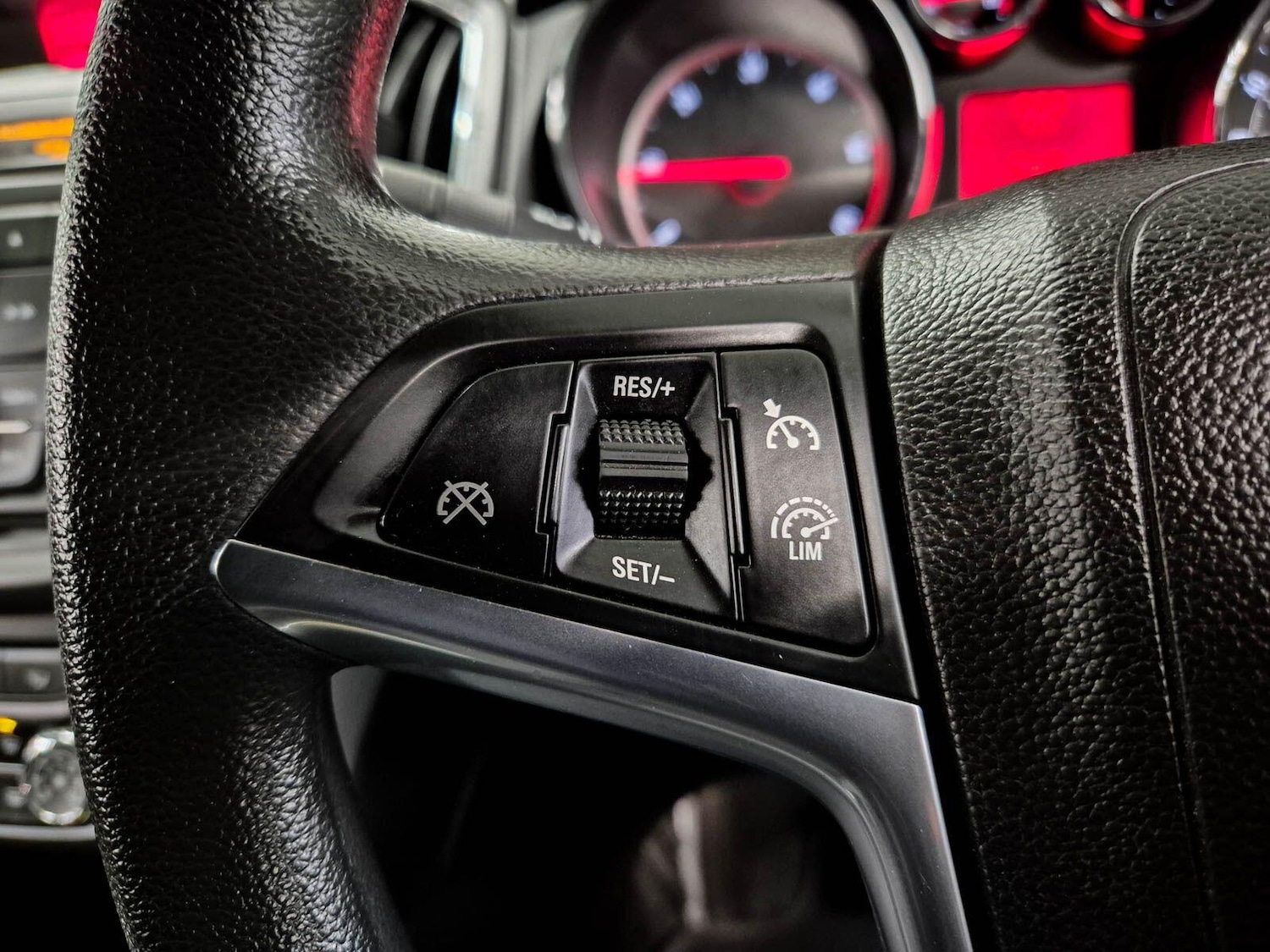 Used Vauxhall Zafira Tourer for sale - 78136155: Photo 64