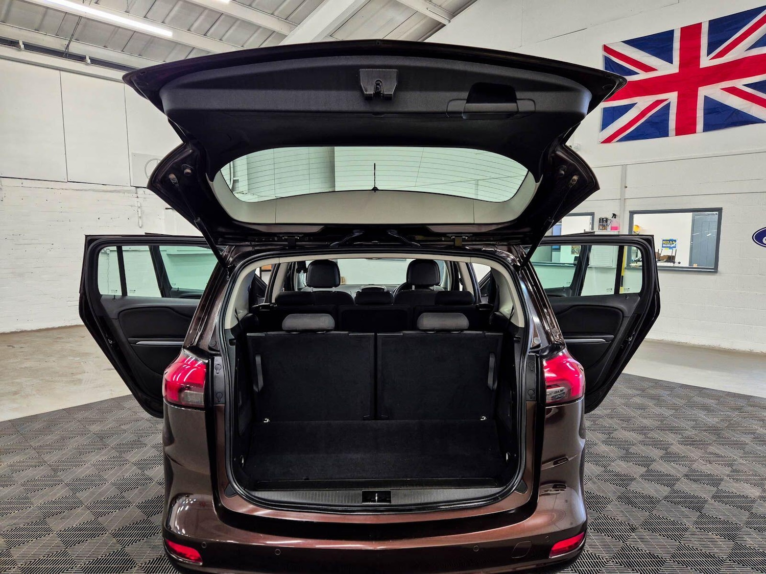 Used Vauxhall Zafira Tourer for sale - 78136155: Photo 69