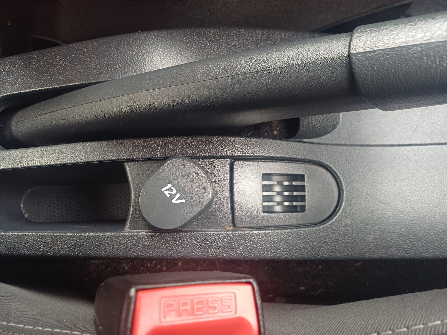 Used Renault Clio 2011 for sale - 76166421: Photo 17