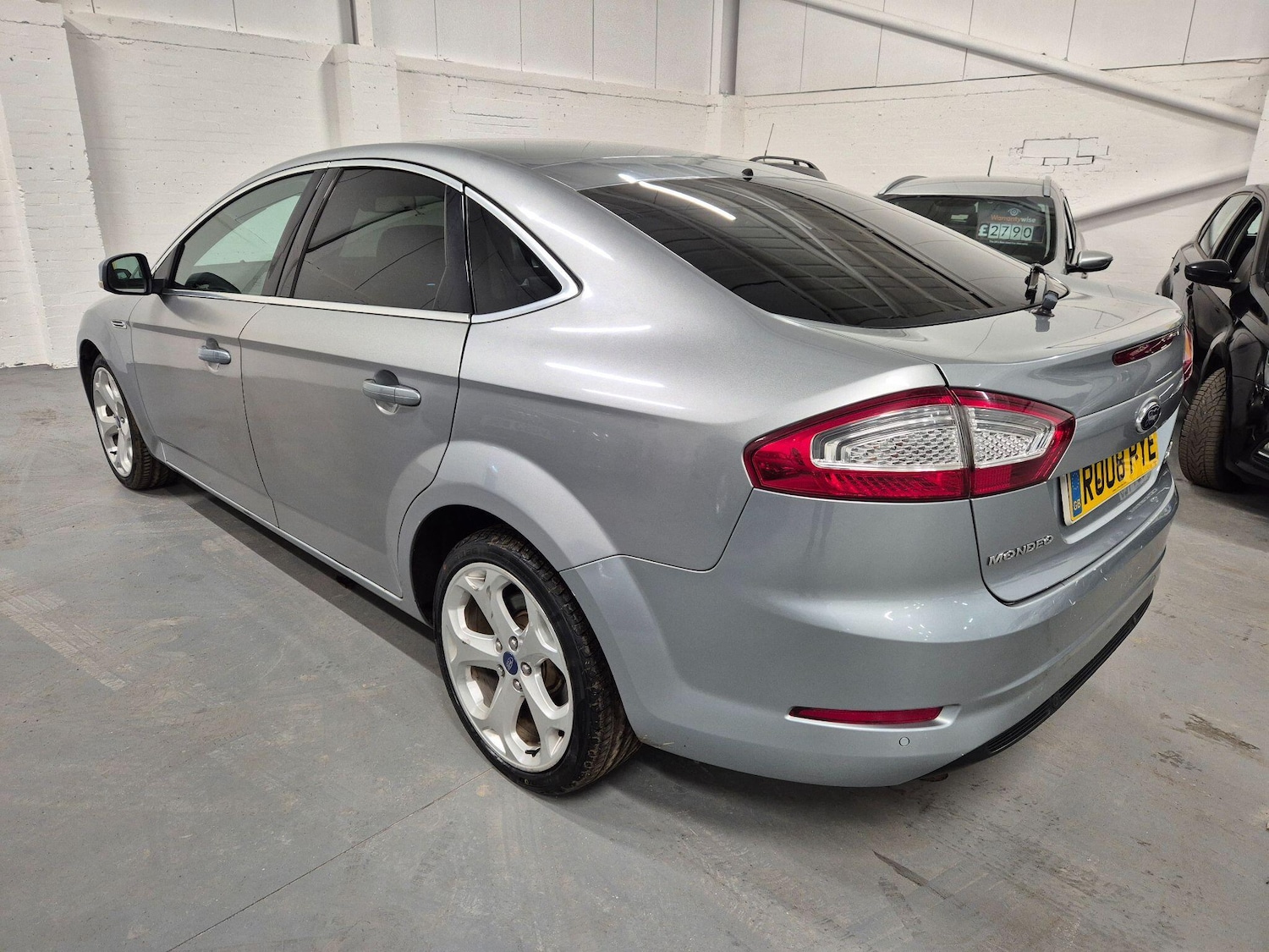 Used Ford Mondeo 2012 for sale - 76898740: Photo 4