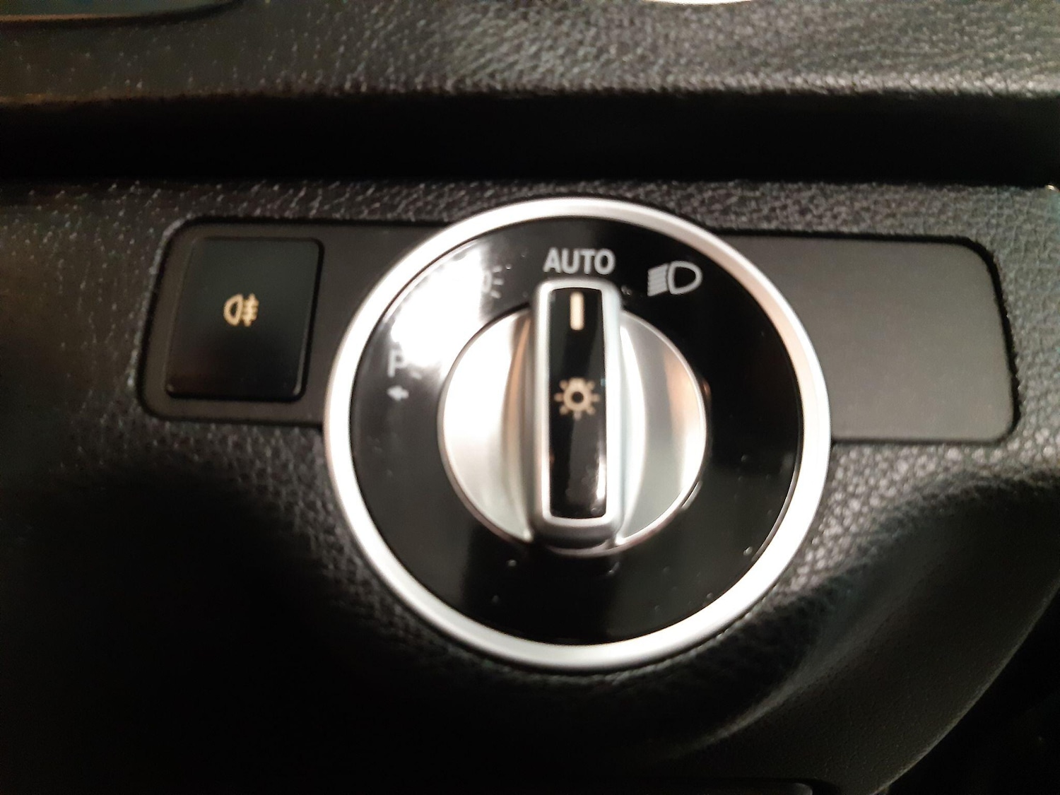 Used Mercedes-Benz C Class 2015 for sale - 76619899: Photo 14