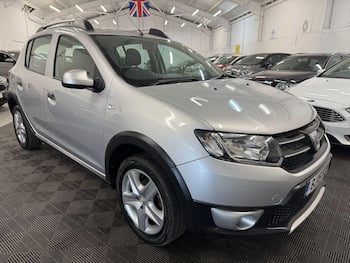 Used Dacia Sandero Stepway 2015 for sale - 79670004: Photo
