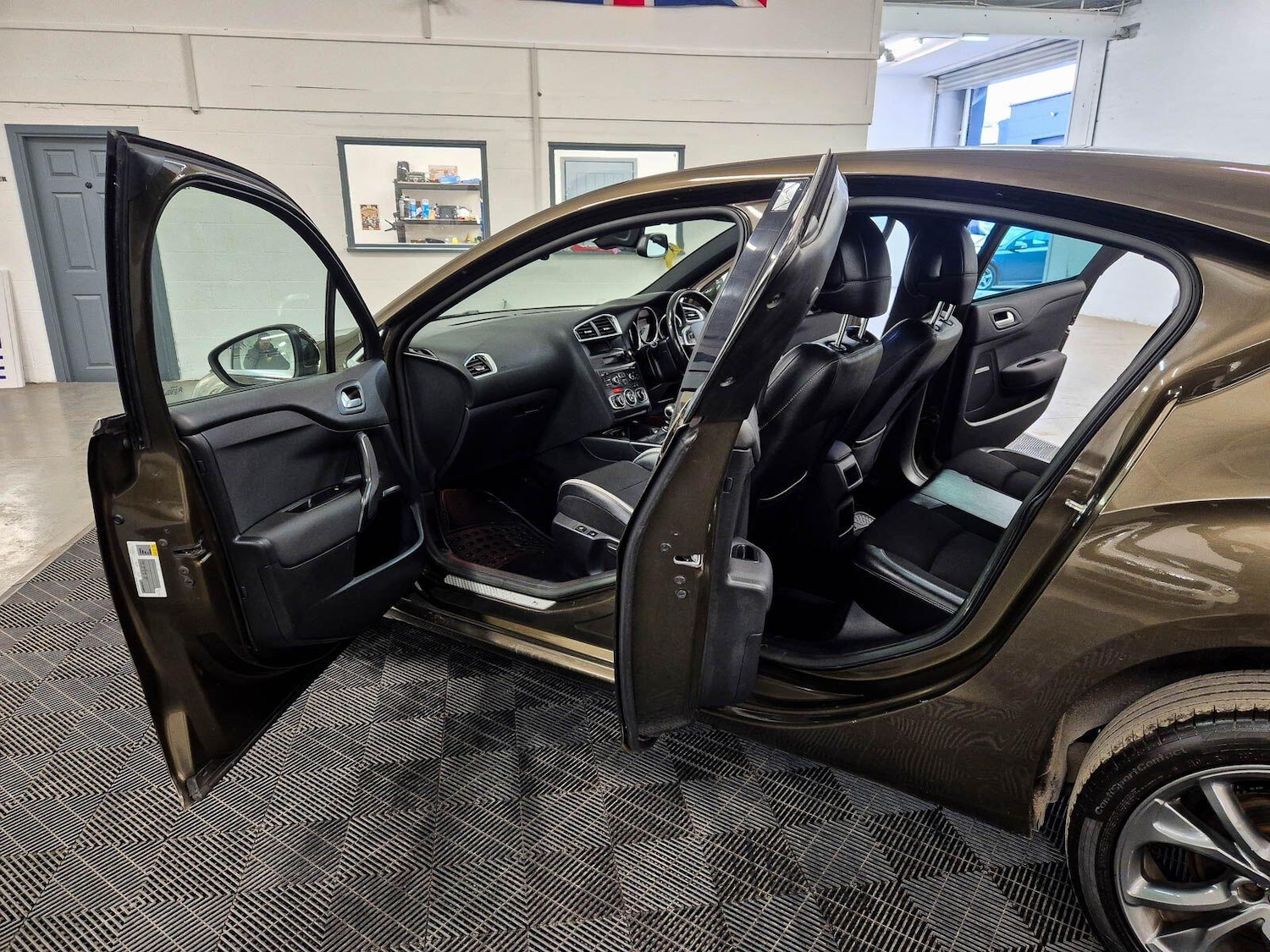 Used Citroen DS4 2013 for sale - 77793981: Photo 33