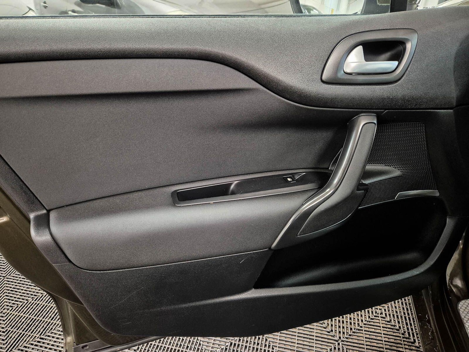 Used Citroen DS4 2013 for sale - 77793981: Photo 64