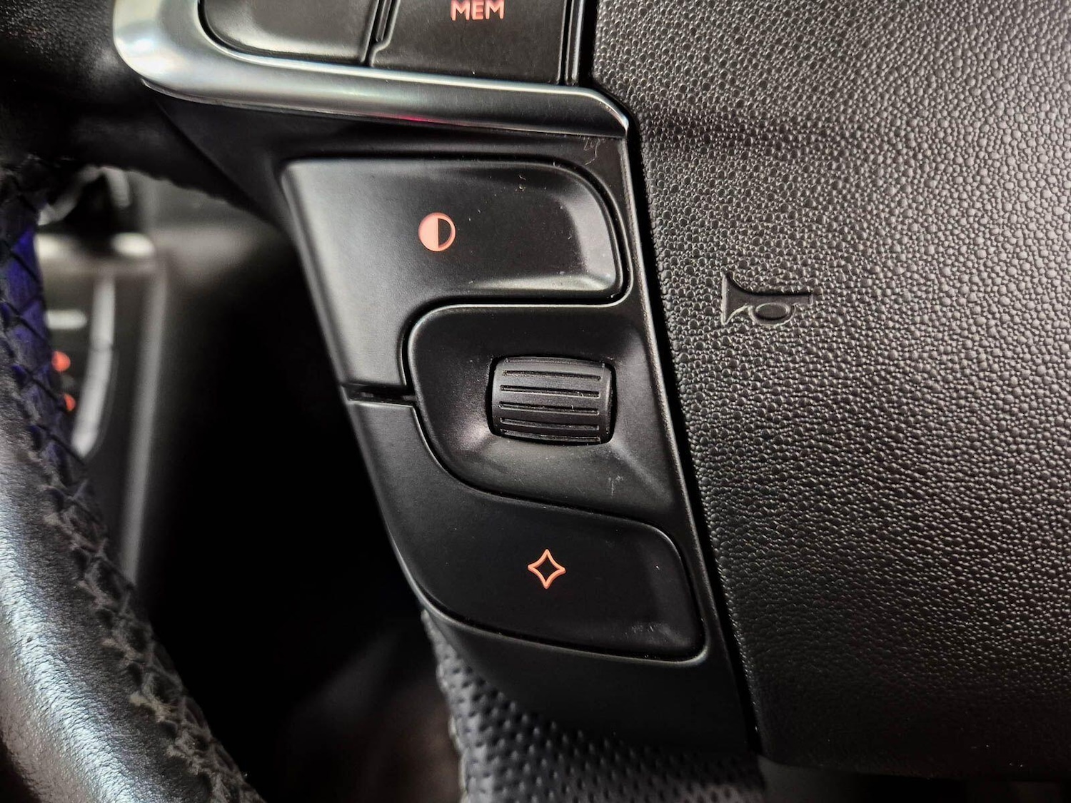 Used Citroen DS4 2013 for sale - 77793981: Photo 86