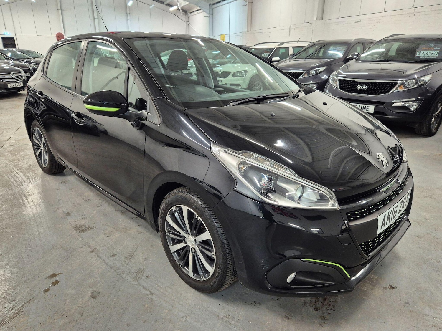 Used Peugeot 208 2016 for sale - 76786913: Photo 1