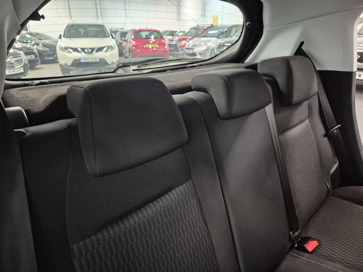 Used Peugeot 208 2016 for sale - 76786913: Photo 35