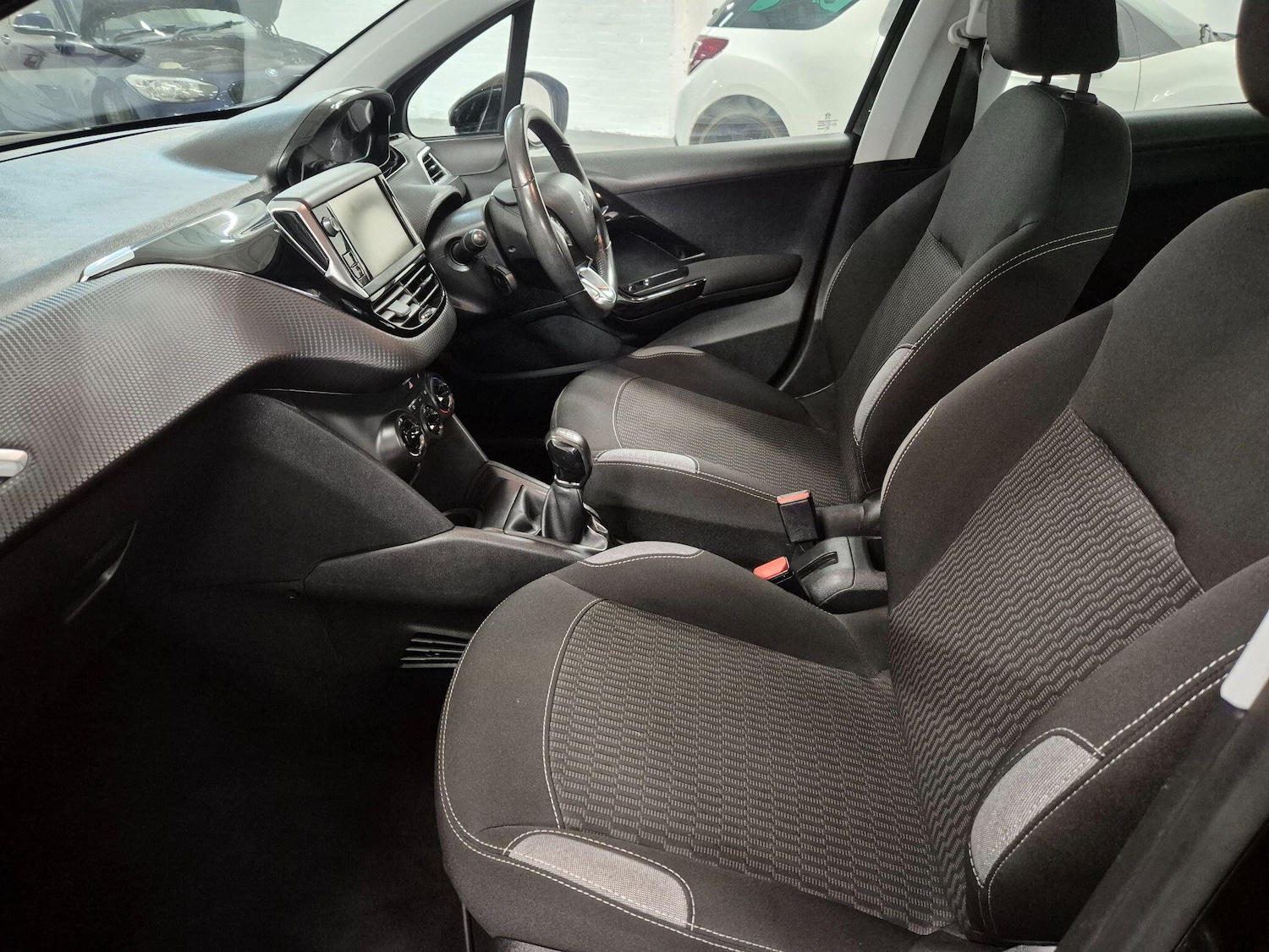 Used Peugeot 208 2016 for sale - 76786913: Photo 47