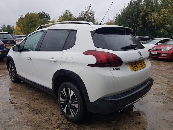 Used Peugeot 2008 2017 for sale - 76166700: Photo 5