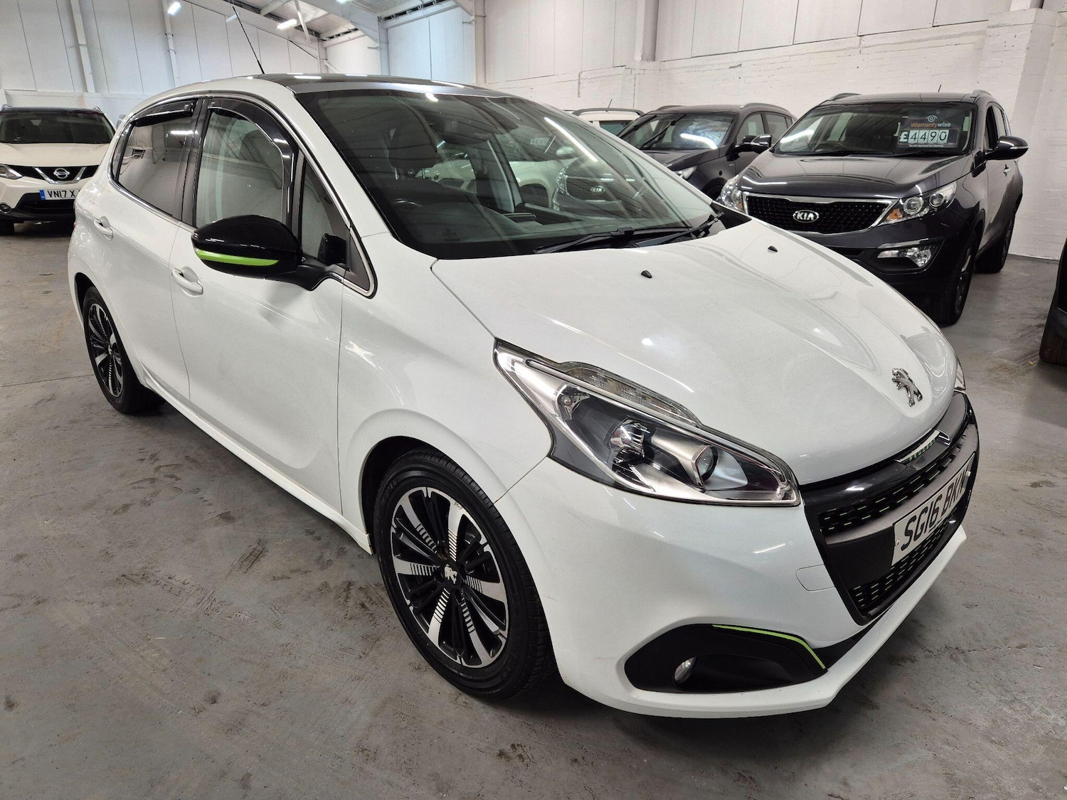 Used Peugeot 208 2016 for sale - 76786441: Photo 1