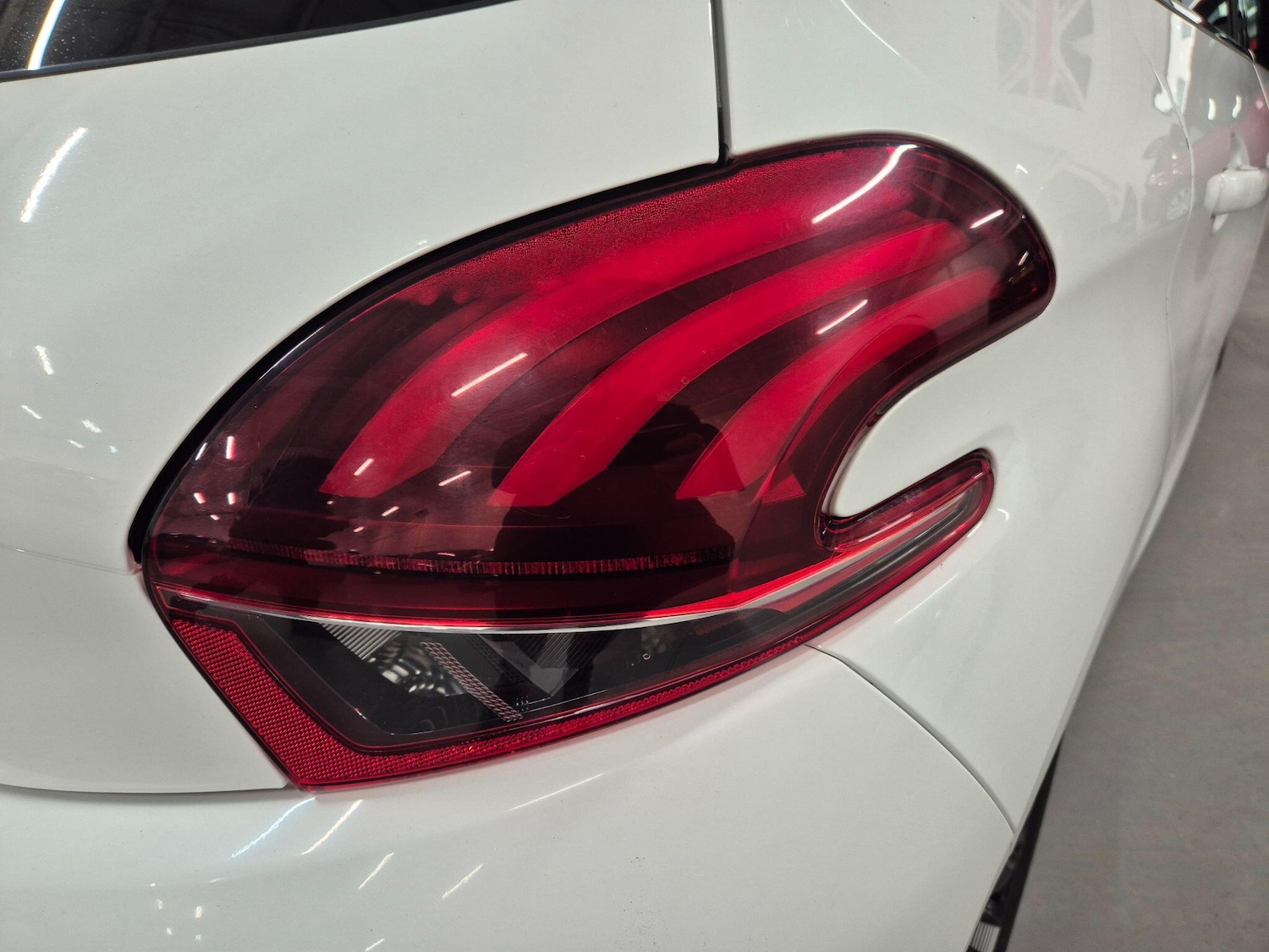 Used Peugeot 208 2016 for sale - 76786441: Photo 19