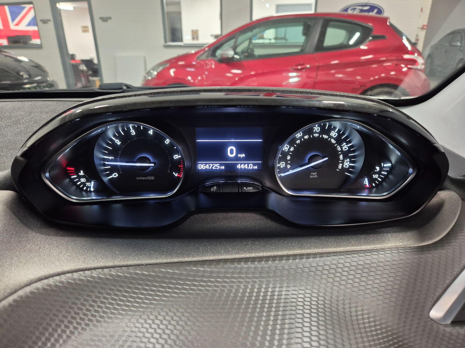 Used Peugeot 208 2016 for sale - 76786441: Photo 25