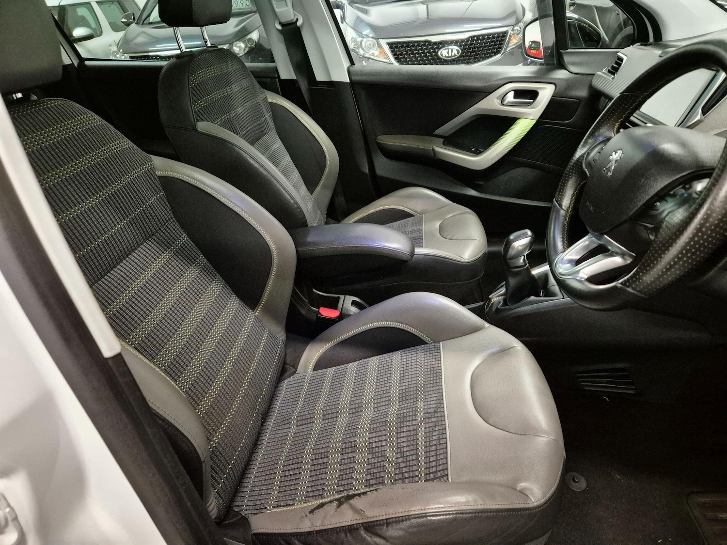 Used Peugeot 208 2016 for sale - 76786441: Photo 27