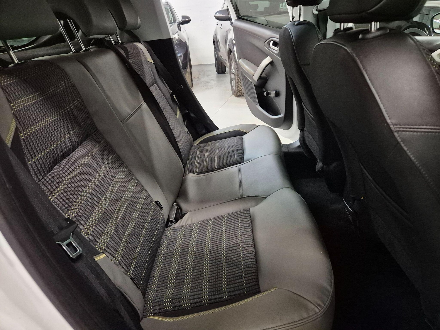 Used Peugeot 208 2016 for sale - 76786441: Photo 34