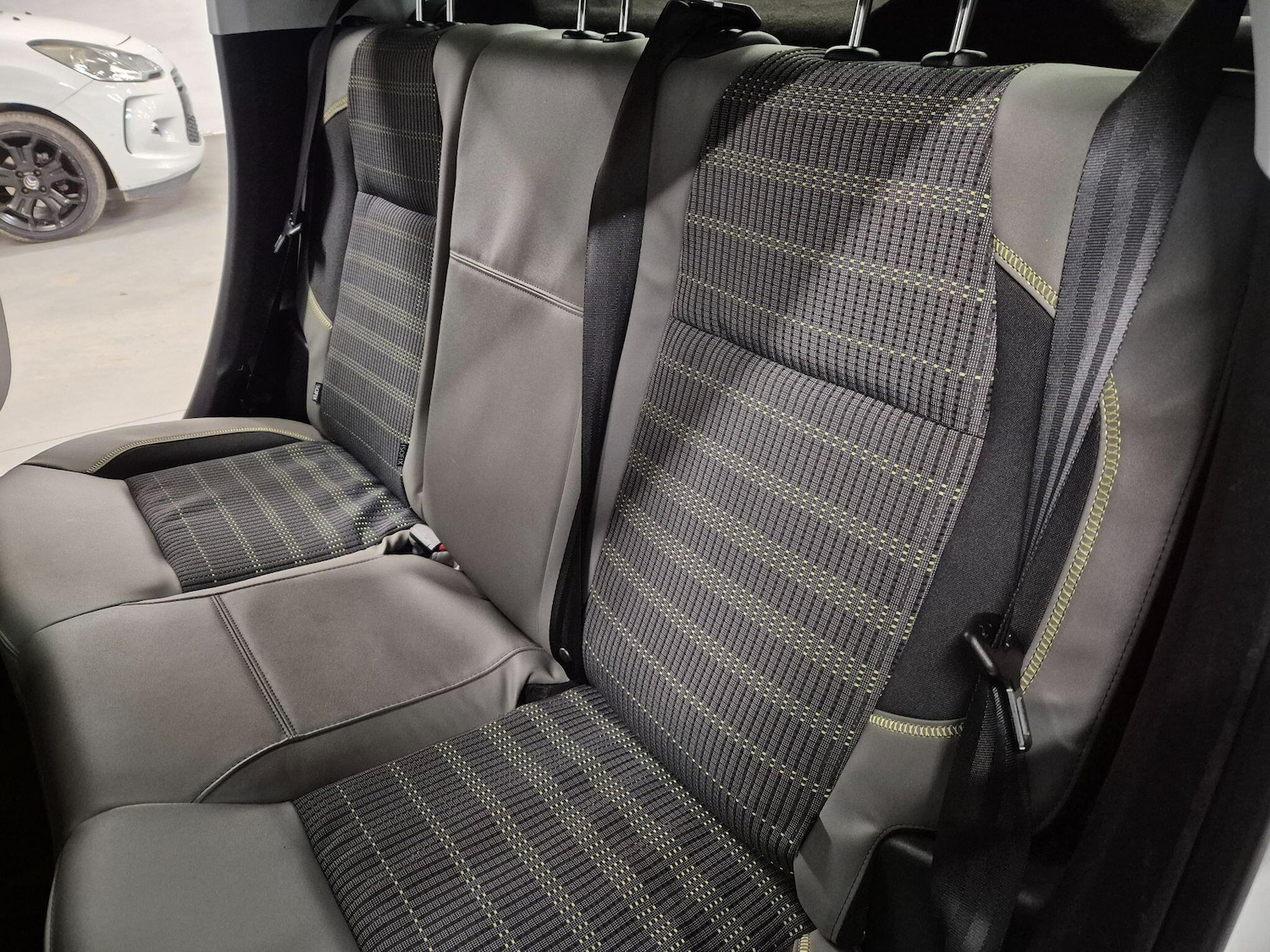 Used Peugeot 208 2016 for sale - 76786441: Photo 41