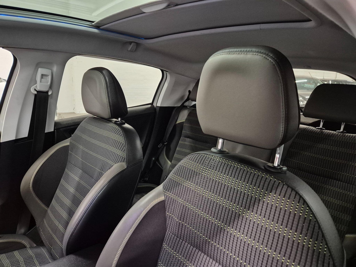 Used Peugeot 208 2016 for sale - 76786441: Photo 45