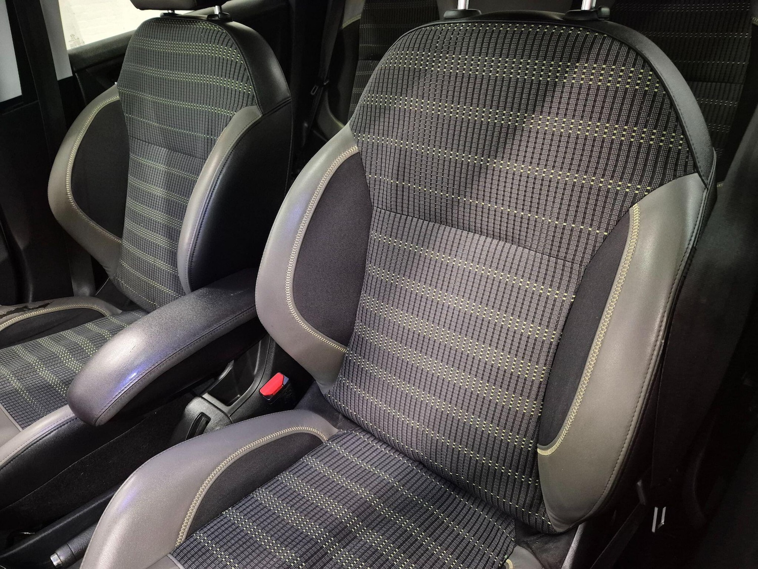 Used Peugeot 208 2016 for sale - 76786441: Photo 46