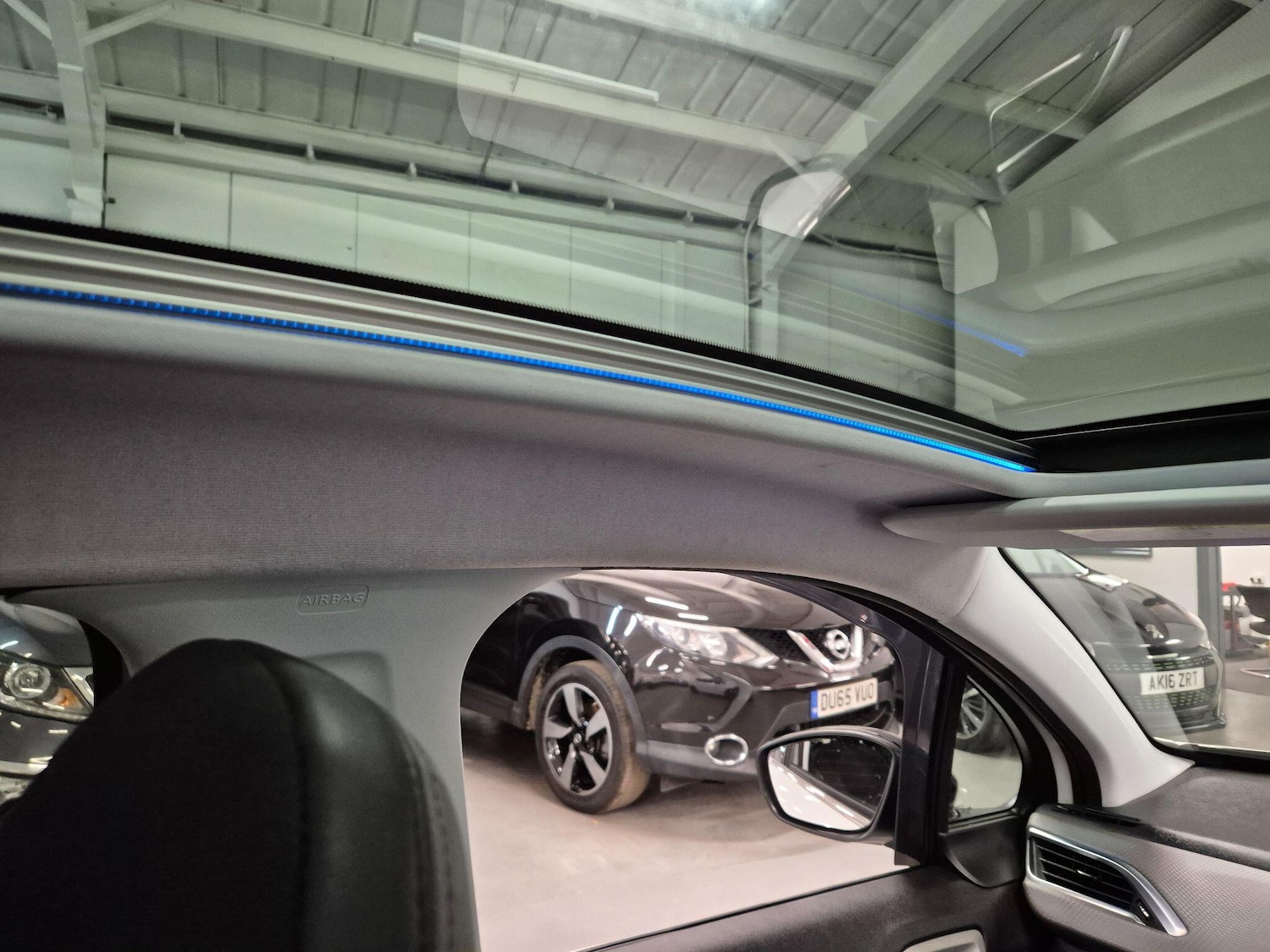 Used Peugeot 208 2016 for sale - 76786441: Photo 48