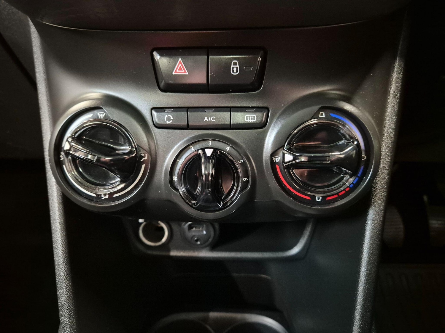 Used Peugeot 208 2016 for sale - 76786441: Photo 58