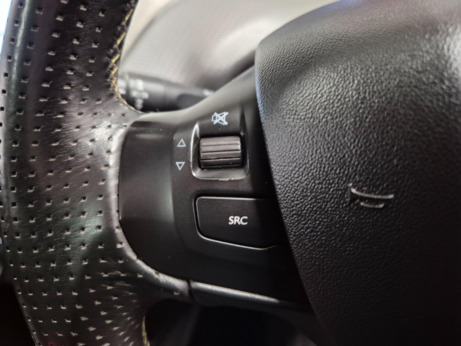 Used Peugeot 208 2016 for sale - 76786441: Photo 61