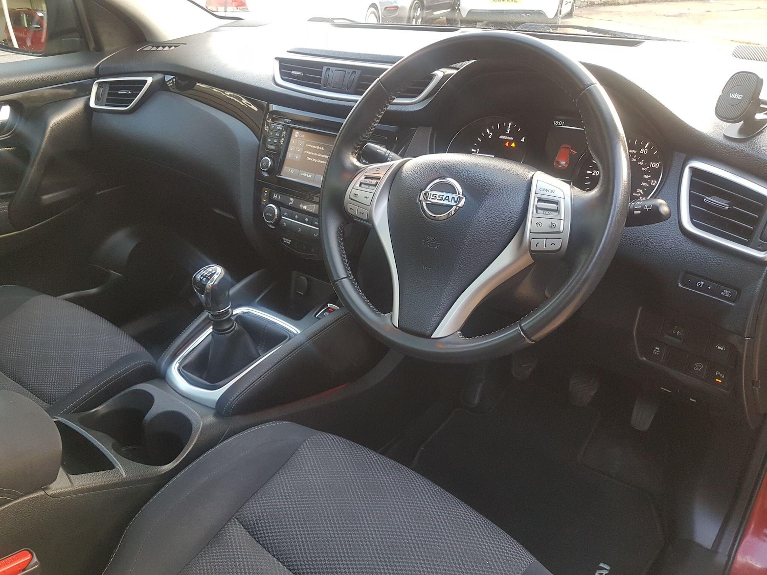 Used Nissan Qashqai 2015 for sale - 76399212: Photo 2