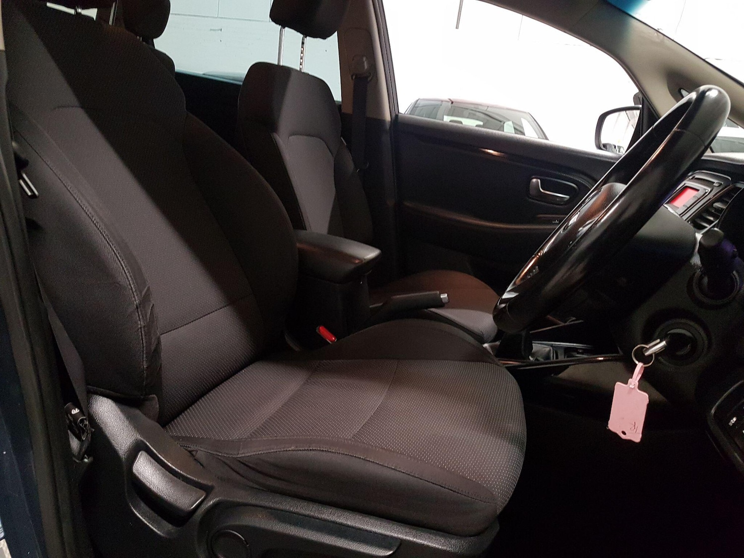 Used Kia Carens 2015 for sale - 76522063: Photo 14