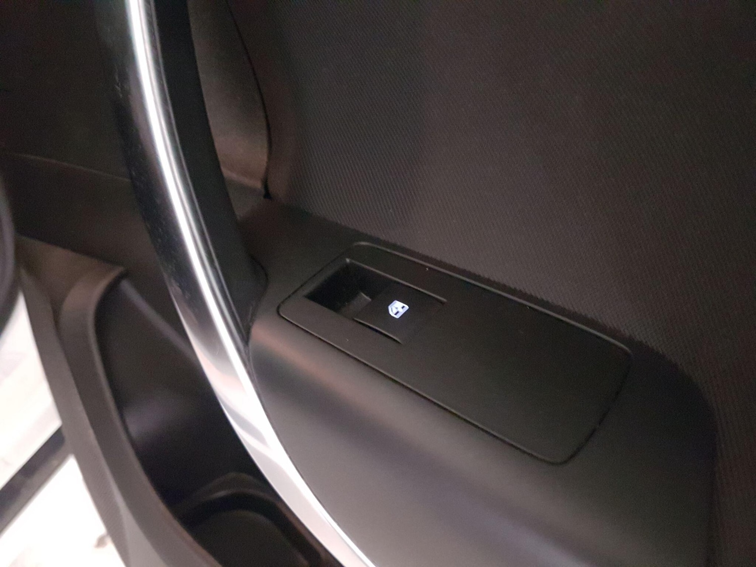 Used Vauxhall Insignia 2015 for sale - 76472667: Photo 29