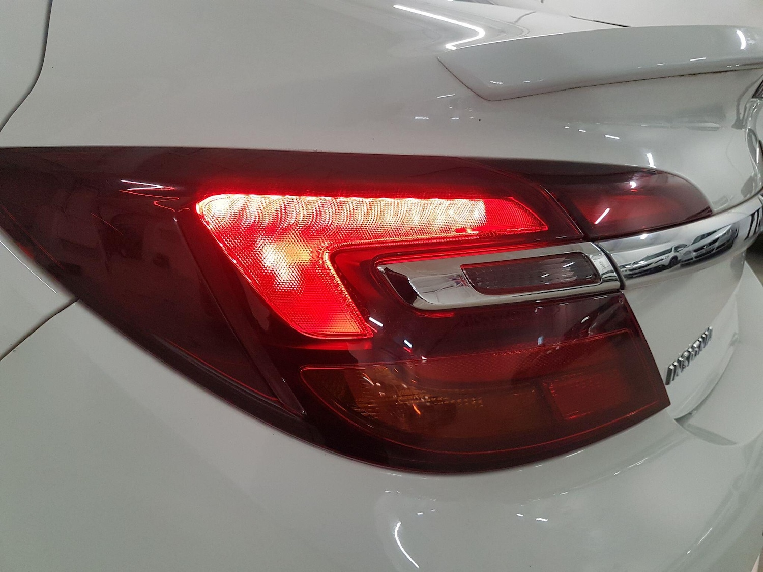 Used Vauxhall Insignia 2015 for sale - 76472667: Photo 41