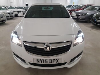 Used Vauxhall Insignia 2015 for sale - 76472667: Photo
