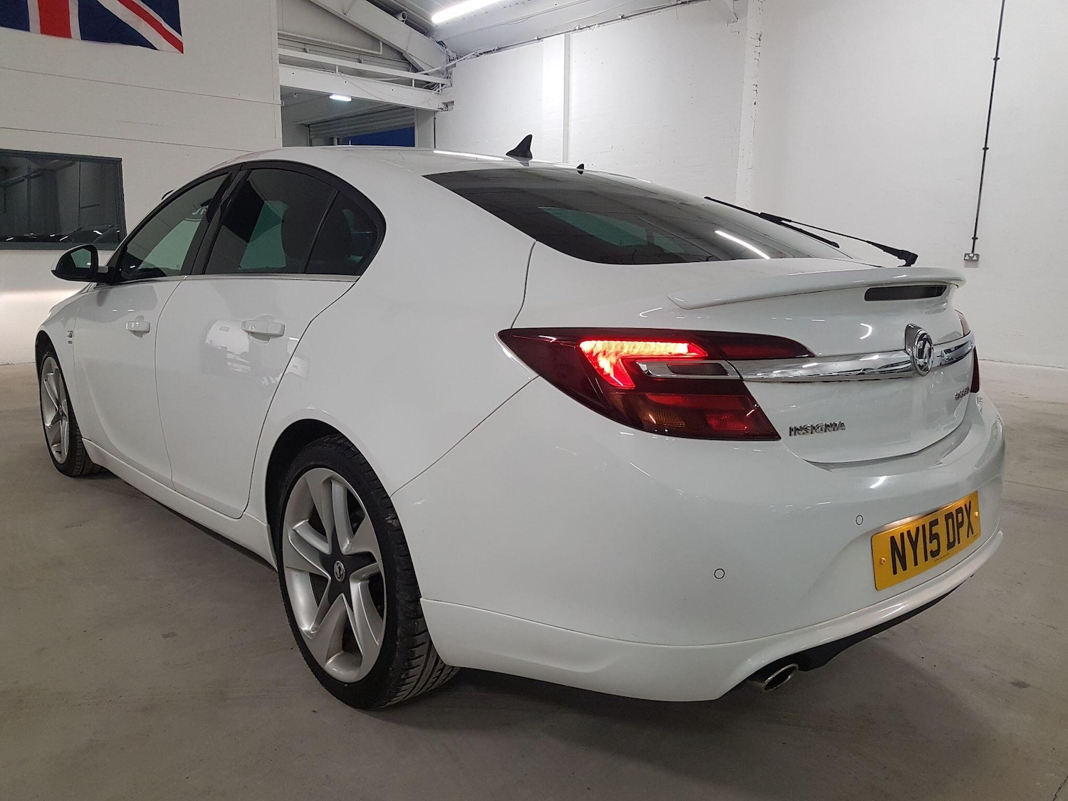 Used Vauxhall Insignia 2015 for sale - 76472667: Photo 6
