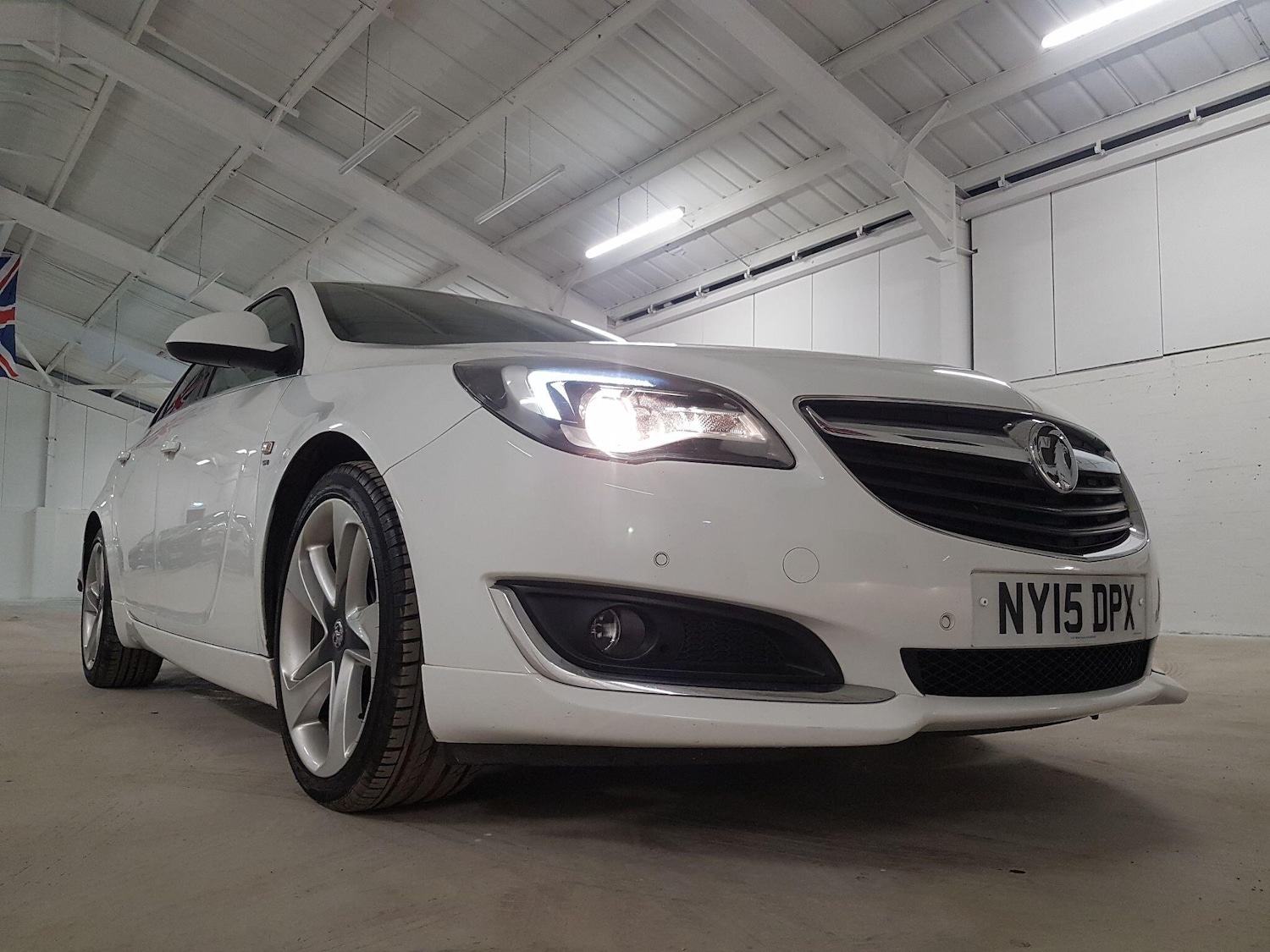 Used Vauxhall Insignia 2015 for sale - 76472667: Photo 7