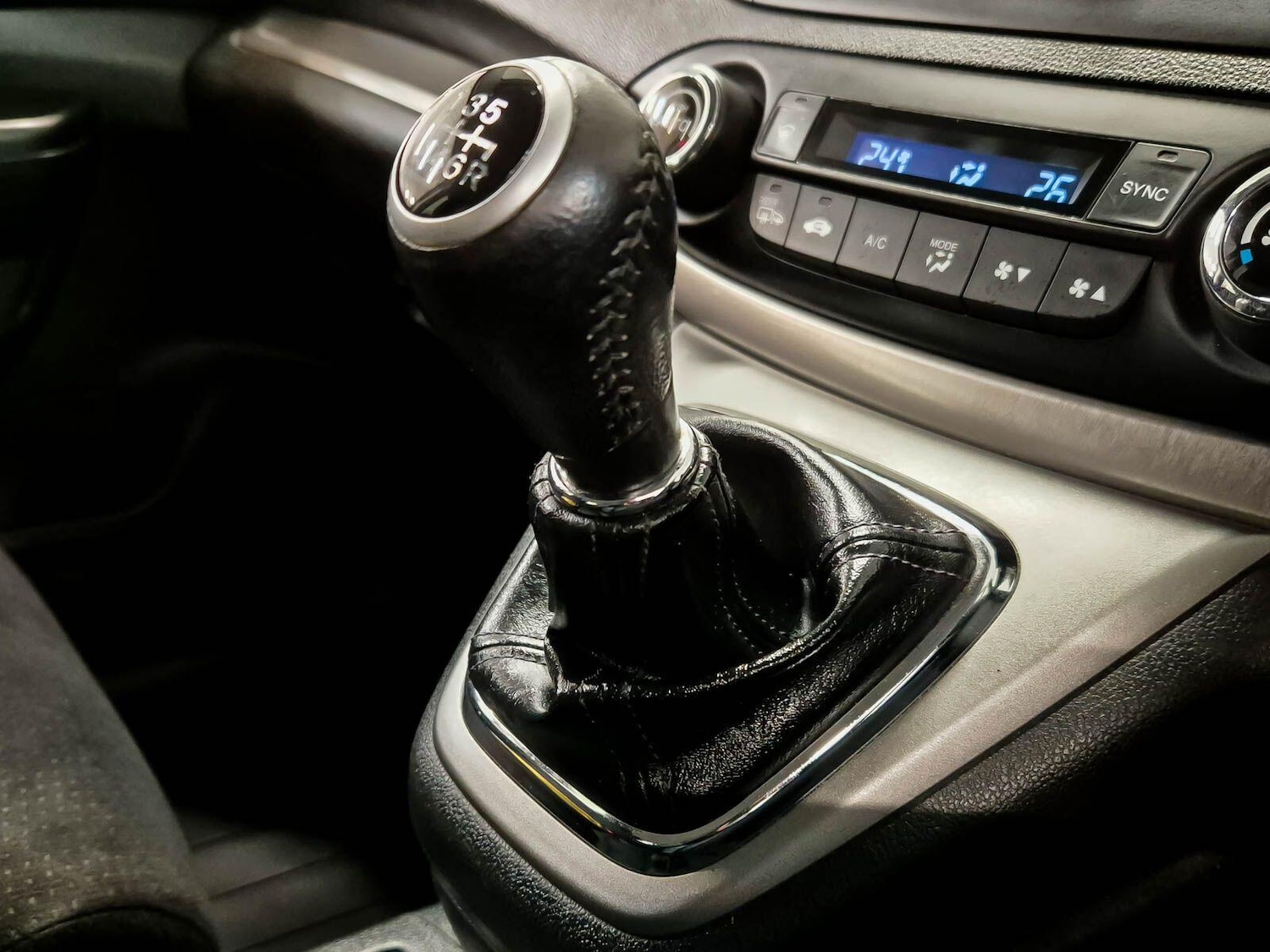 Used Honda CR-V 2014 for sale - 77737869: Photo 75